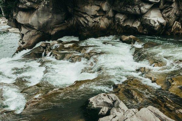 Quels conseils pour louer une maison de vacances en Grèce avec des cours de cuisine et des visites de sites archéologiques?